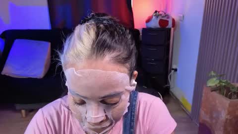 Alice online show from December 21, 3:07 pm