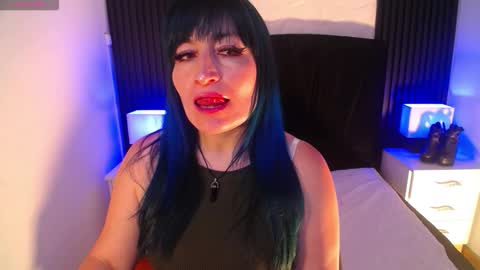 Alice online show from February 2, 8:05 pm