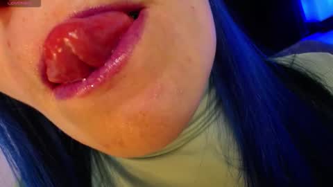 Snapshot of alice_sweetmomma chatting on September 10, 7:26 pm Alice online show from September 10, 7:26 pm