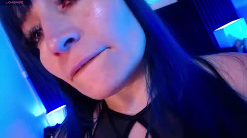 Alice online show from December 16, 7:53 pm