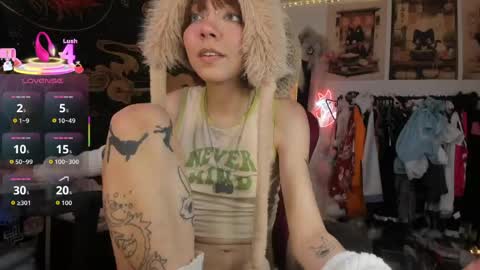 Alice  online show from April 24, 2:13 am