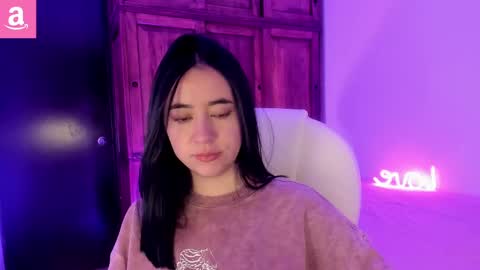 Aliceee  ..   97YP9VWGZHrefnav wishlist lists 1 online show from March 3, 5:09 pm