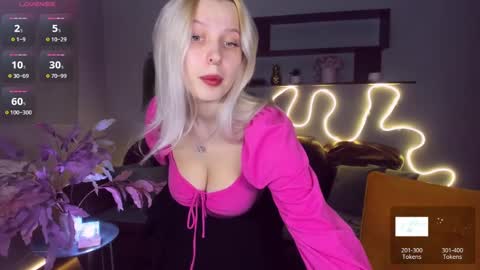 Alice online show from February 14, 1:29 pm