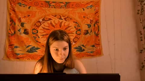 Alice online show from April 14, 5:22 am