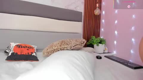          online show from October 23, 7:59 pm