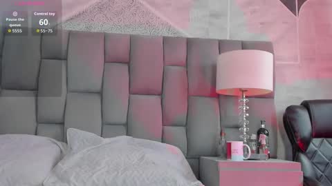 Alicestevens online show from November 6, 3:04 pm