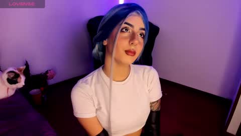 Alice online show from December 12, 9:26 pm