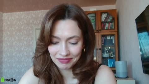 Alicia online show from April 12, 7:45 am