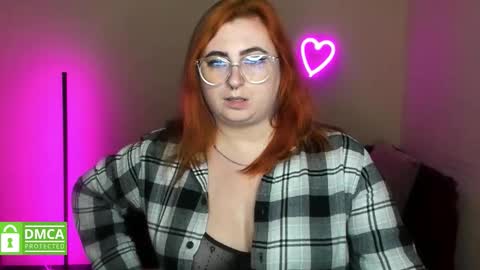 Snapshot of alicia_side_red chatting on October 24, 11:44 am Alicia online show from October 24, 11:44 am