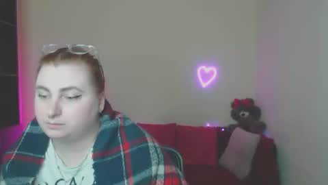 Alicia online show from March 1, 12:42 pm