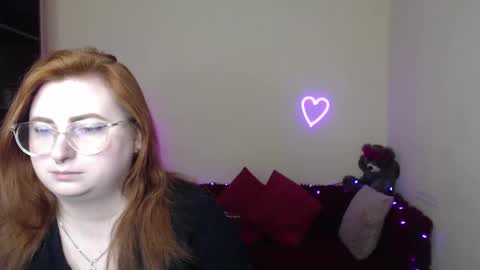 Alicia online show from March 30, 5:29 am