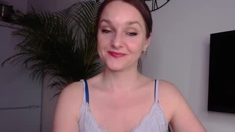 Alicia online show from February 7, 3:41 pm