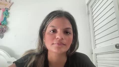 luisa online show from December 17, 6:31 pm