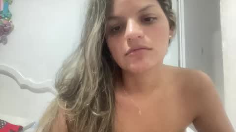 luisa online show from December 22, 1:01 am