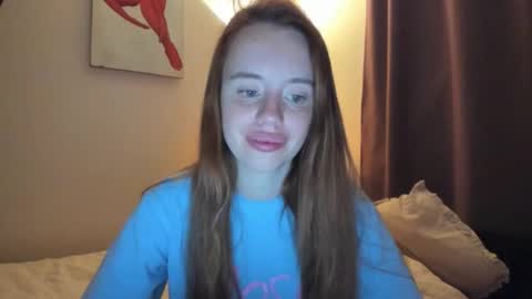 Snapshot of aliensi chatting on October 26, 7:46 pm aliensi online show from October 26, 7:46 pm