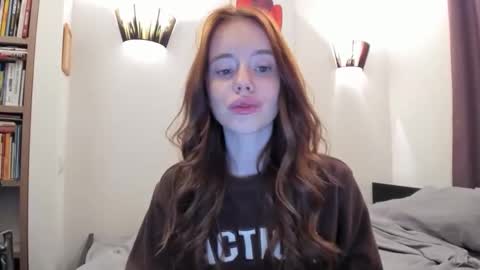 Snapshot of aliensi chatting on September 15, 7:37 pm aliensi online show from September 15, 7:37 pm