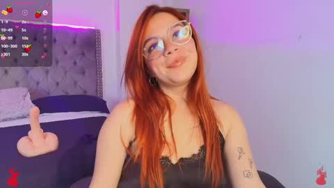 Snapshot of aliice_reed chatting on October 3, 2:25 pm Aliice Reed online show from October 3, 2:25 pm