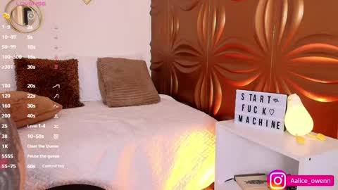 Alicie online show from March 7, 9:17 pm