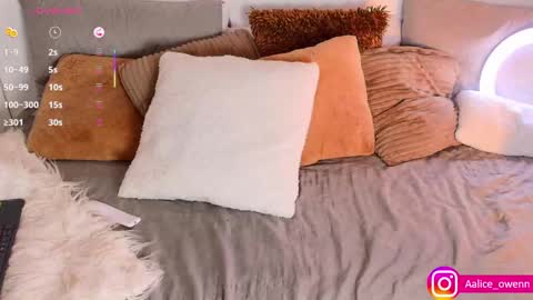 Alicie online show from October 2, 9:57 pm