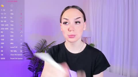 Snapshot of alina_39 chatting on October 16, 7:08 am alina_39 online show from October 16, 7:08 am