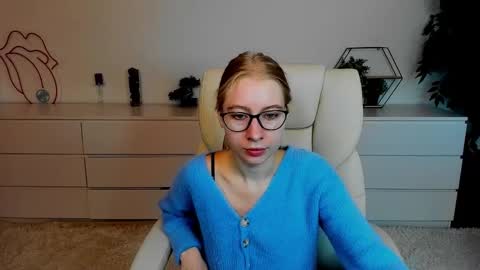 Alina online show from September 17, 5:55 am
