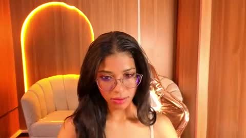 alina_b_ online show from June 16, 7:51 pm