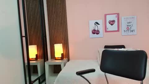 Alina online show from January 17, 1:09 pm