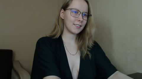 alinasei online show from February 20, 6:10 pm