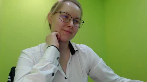 alinasei online show from May 5, 1:17 pm