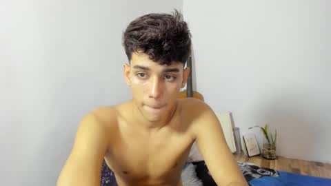 AliotTwink online show from September 14, 3:53 am