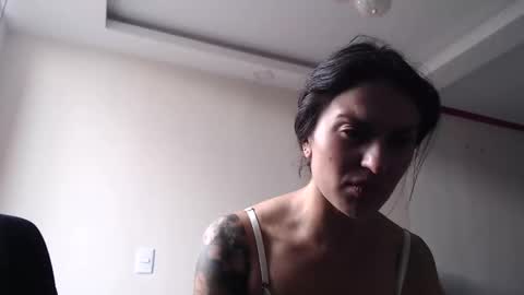 alipetite online show from February 5, 10:02 pm