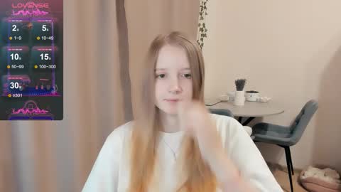 Snapshot of alisha_ley chatting on September 17, 6:06 am Alya online show from September 17, 6:06 am