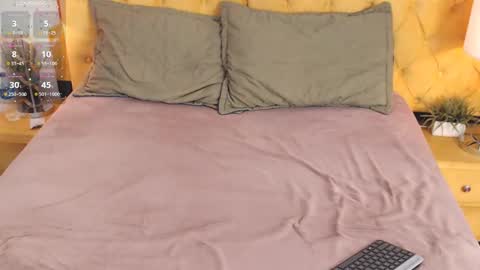 Luna online show from December 14, 4:24 pm