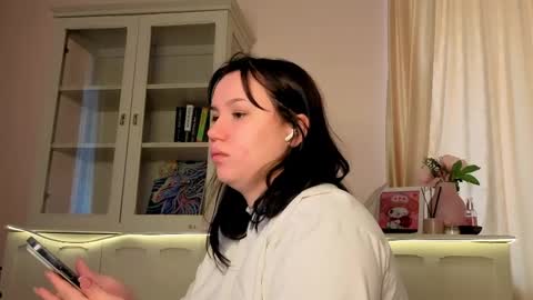 Alisia online show from March 27, 8:26 am