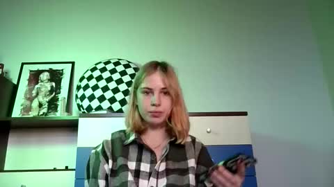 Alisa online show from October 25, 11:20 am