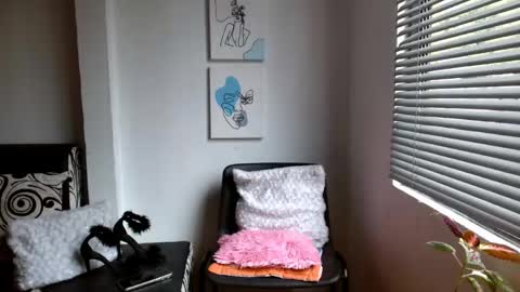 Alisonturbay online show from June 3, 4:01 pm