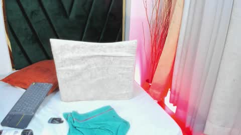 AlissaNix online show from January 15, 1:03 am