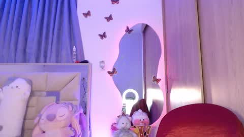 Anisee online show from January 9, 1:55 am