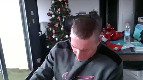 allan57000 online show from December 2, 11:08 am