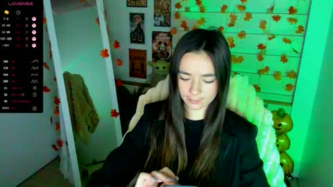 Allana online show from November 6, 7:55 am