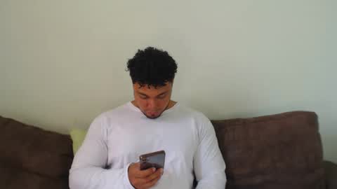 allen_ferrer10 online show from April 11, 5:17 pm