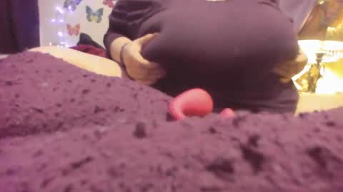 Alli Kat online show from February 5, 1:15 am