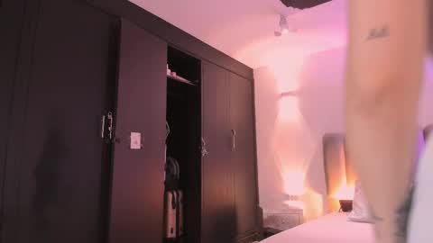 ALLICE online show from November 6, 11:46 am