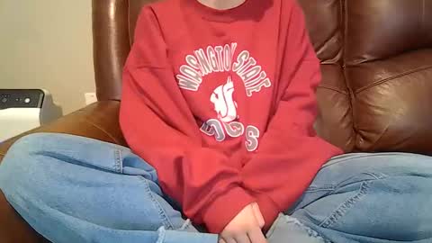 alliebearx online show from March 23, 11:10 pm