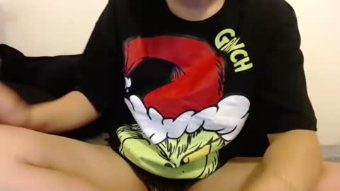 allisia216024 online show from December 6, 9:51 pm