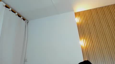 Snapshot of allison_fosther chatting on September 17, 2:37 am allison_fosther online show from September 17, 2:37 am