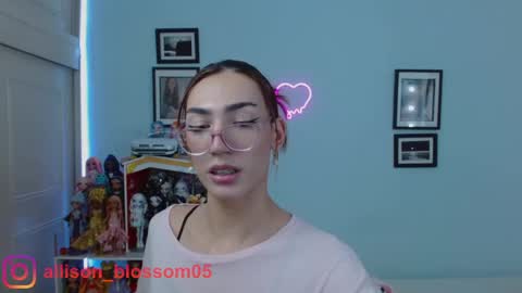   online show from February 22, 1:44 am