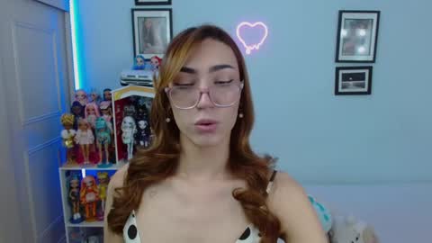   online show from March 4, 8:27 pm