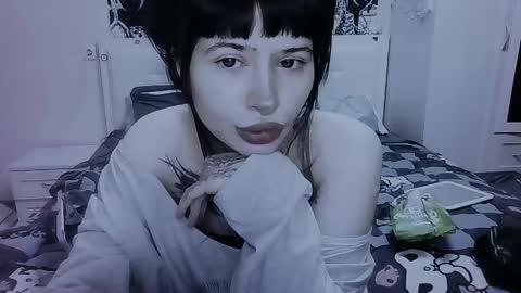 Alis online show from May 11, 4:59 pm