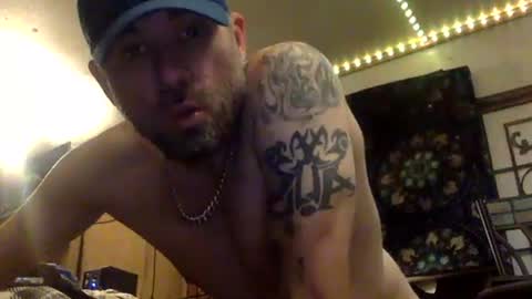 allitrunnin online show from April 28, 8:18 am